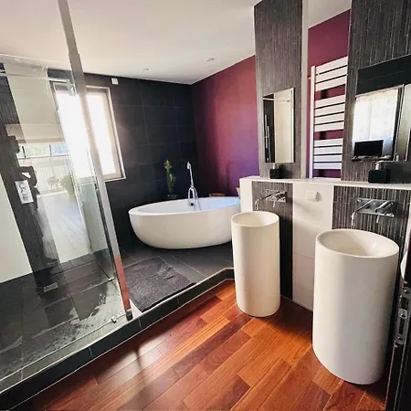 شقة Grand Appartement Climatise *